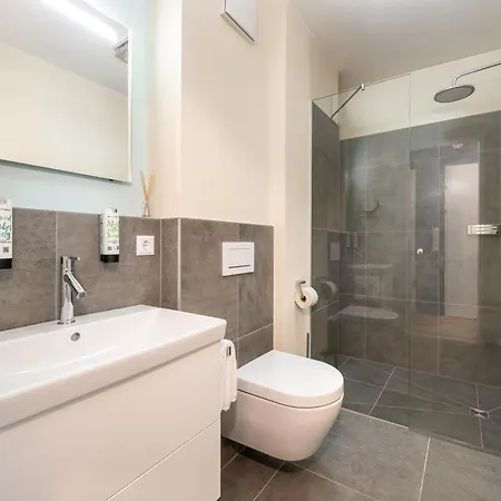 Apartment Amadeus Private Residences - Nahe Skilift 700m Mit Tiefgarage & Jedes Schlafzimmer Verfuegt Ueber Ein Eigenes Bad, Ideal Fuer Familien & Gruppen