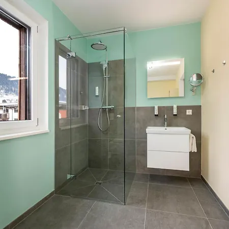 Apartment Amadeus Private Residences - Nahe Skilift 700m Mit Tiefgarage & Jedes Schlafzimmer Verfuegt Ueber Ein Eigenes Bad, Ideal Fuer Familien & Gruppen *
